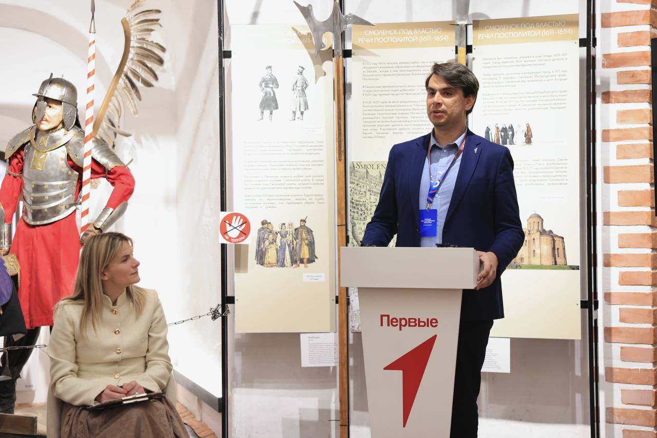 Василий Анохин: Сегодня вместе с активистами "Движения Первых" обсудили ключевые идеи и инициативы по развитию молодежной политики в нашем регионе Василий Анохин: Сегодня вместе с активистами "Движения Первых" обсудили ключевые идеи и инициативы по развитию молодежной политики в нашем регионе