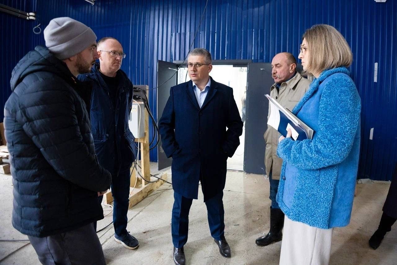 В Смоленске продолжается строительство центра настольного тенниса на проспекте Гагарина В Смоленске продолжается строительство центра настольного тенниса на проспекте Гагарина