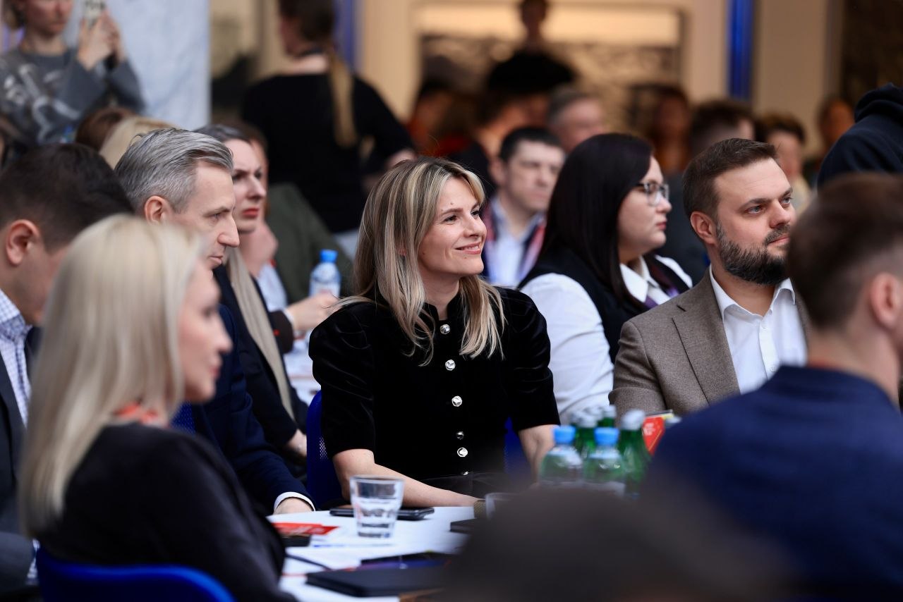 Артём Туров: Смоленск впервые принял Всероссийское совещание лидеров молодежной политики Артём Туров: Смоленск впервые принял Всероссийское совещание лидеров молодежной политики