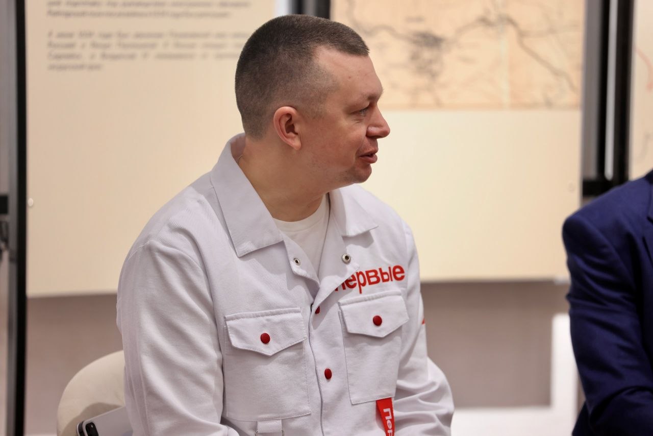 Артём Туров: В Смоленске обсудили перспективы развития молодежной политики и проекты Движения Первых на 2026 год Артём Туров: В Смоленске обсудили перспективы развития молодежной политики и проекты Движения Первых на 2026 год