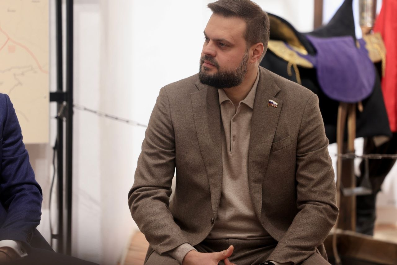 Артём Туров: В Смоленске обсудили перспективы развития молодежной политики и проекты Движения Первых на 2026 год Артём Туров: В Смоленске обсудили перспективы развития молодежной политики и проекты Движения Первых на 2026 год