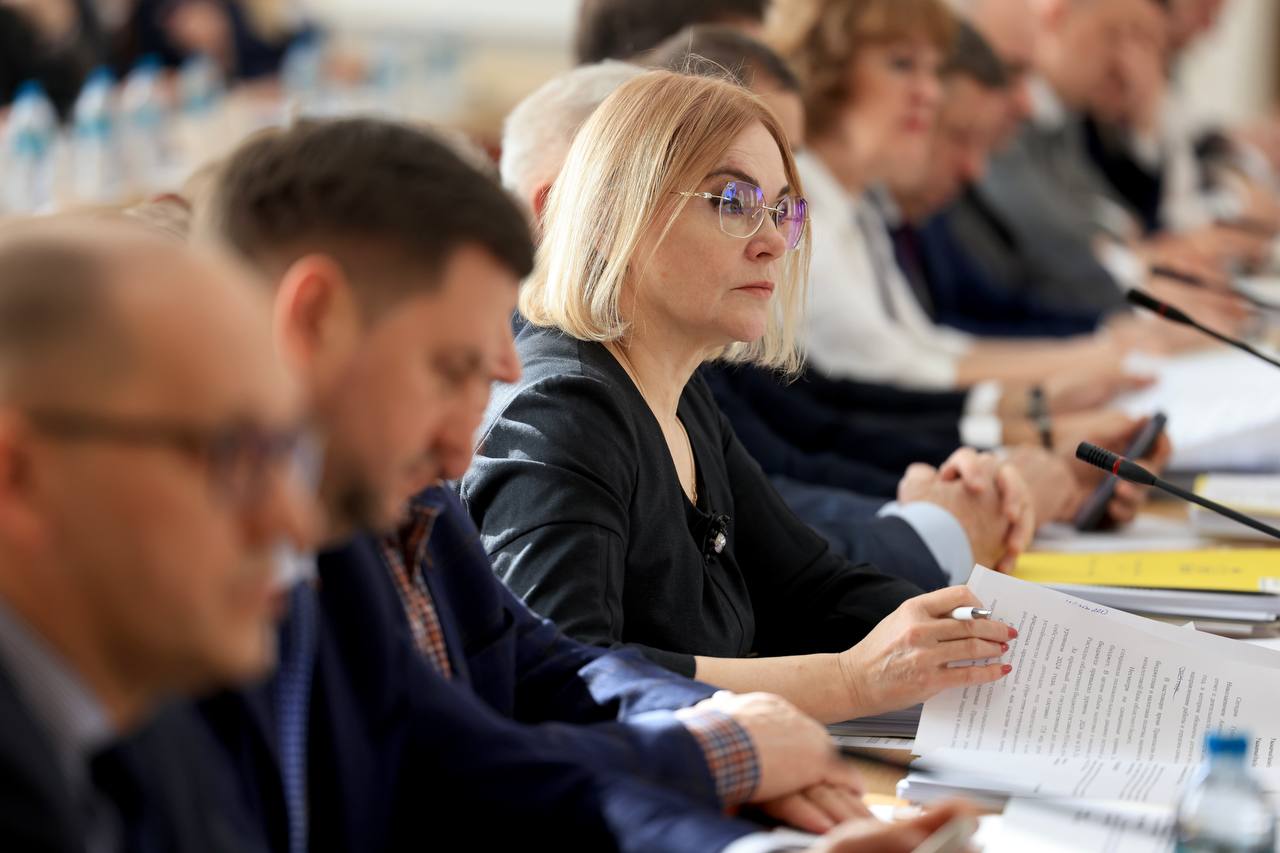 Василий Анохин: Забота о жителях, их здоровье и благополучии, поддержка защитников и их семей, развитие экономики – ключевые национальные цели, обозначенные Президентом Российской Федерации Владимиром Владимировичем Путиным Василий Анохин: Забота о жителях, их здоровье и благополучии, поддержка защитников и их семей, развитие экономики – ключевые национальные цели, обозначенные Президентом Российской Федерации Владимиром Владимировичем Путиным