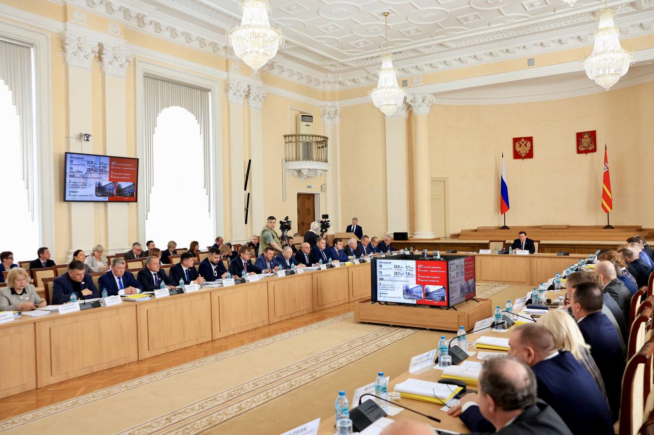 Василий Анохин: Забота о жителях, их здоровье и благополучии, поддержка защитников и их семей, развитие экономики – ключевые национальные цели, обозначенные Президентом Российской Федерации Владимиром Владимировичем Путиным Василий Анохин: Забота о жителях, их здоровье и благополучии, поддержка защитников и их семей, развитие экономики – ключевые национальные цели, обозначенные Президентом Российской Федерации Владимиром Владимировичем Путиным