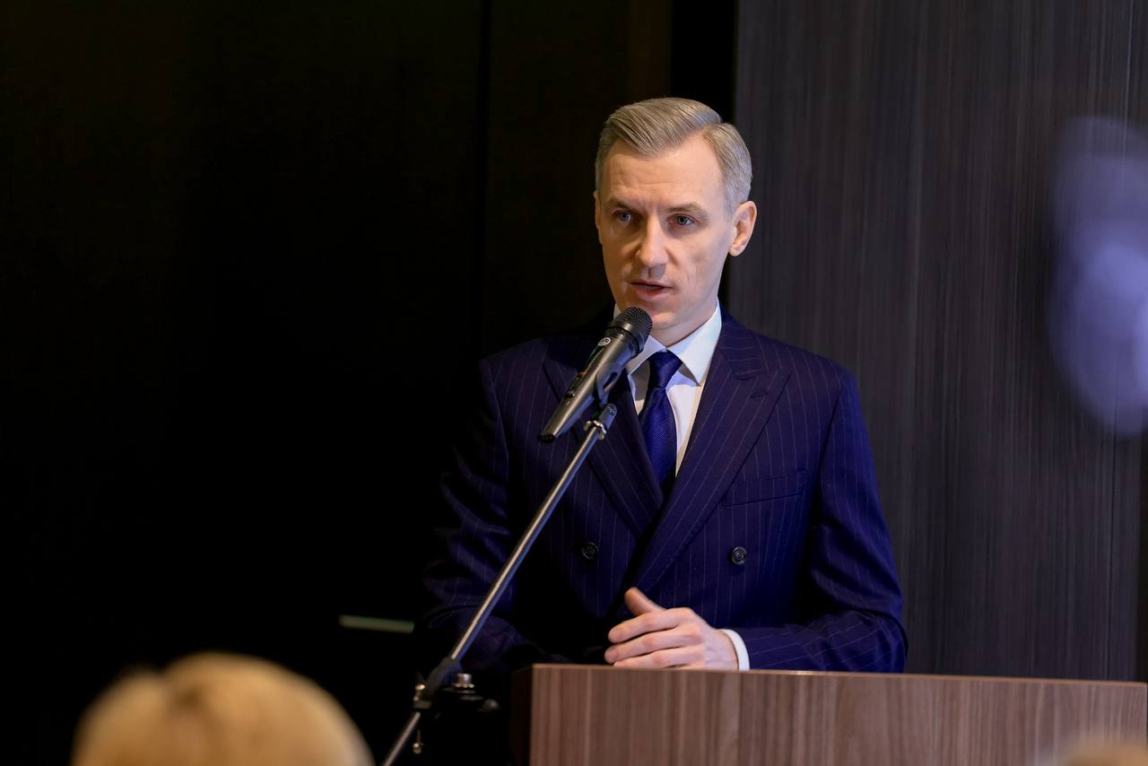 Василий Анохин: Смоленск – Молодежная столица России-2026 – сегодня стал площадкой для важного диалога о будущем наших сельских территорий