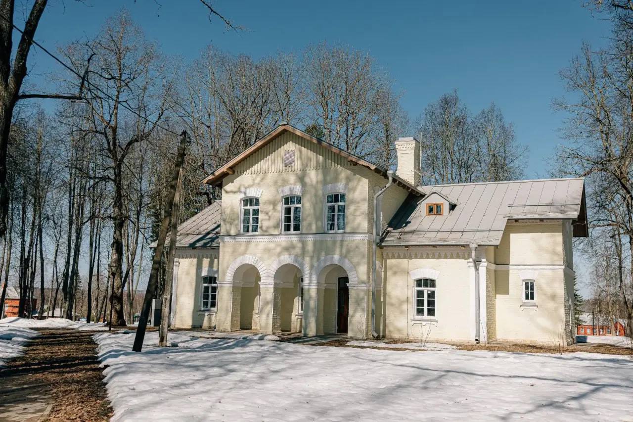 Смоляне могут поддержать проект возрождения усадьбы «Высокое» в федеральной премии Смоляне могут поддержать проект возрождения усадьбы «Высокое» в федеральной премии