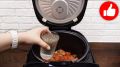 Сытное блюдо: рис с курицей и помидорами в мультиварке