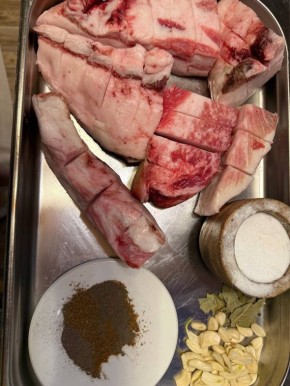 Непередаваемая классика: как правильно приготовить сало с мясом