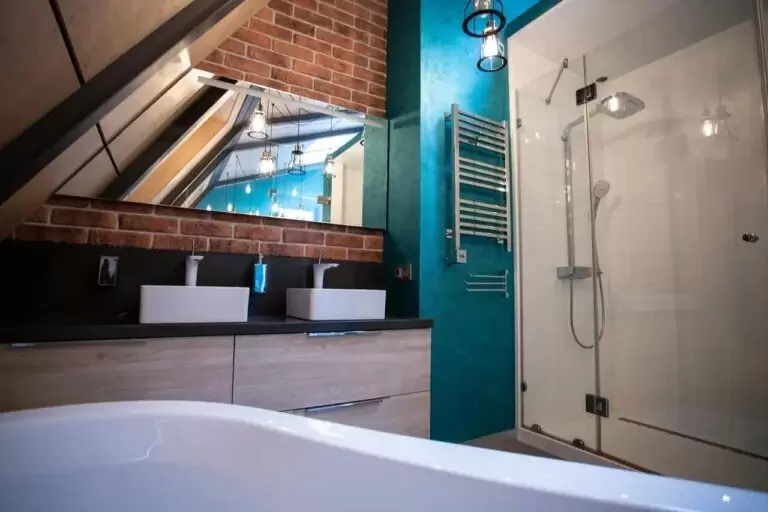 Специалист предупреждает: душевые лейки нуждаются в регулярной чистке