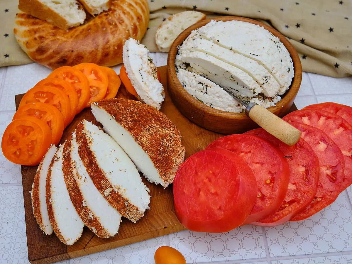 Как на кухне появилось искусство сыроварения