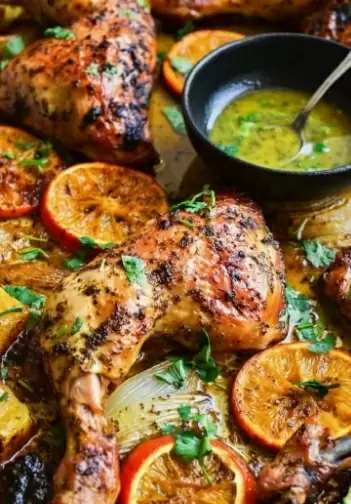 Курица под ананасовым одеялом: нежное блюдо для вашего стола