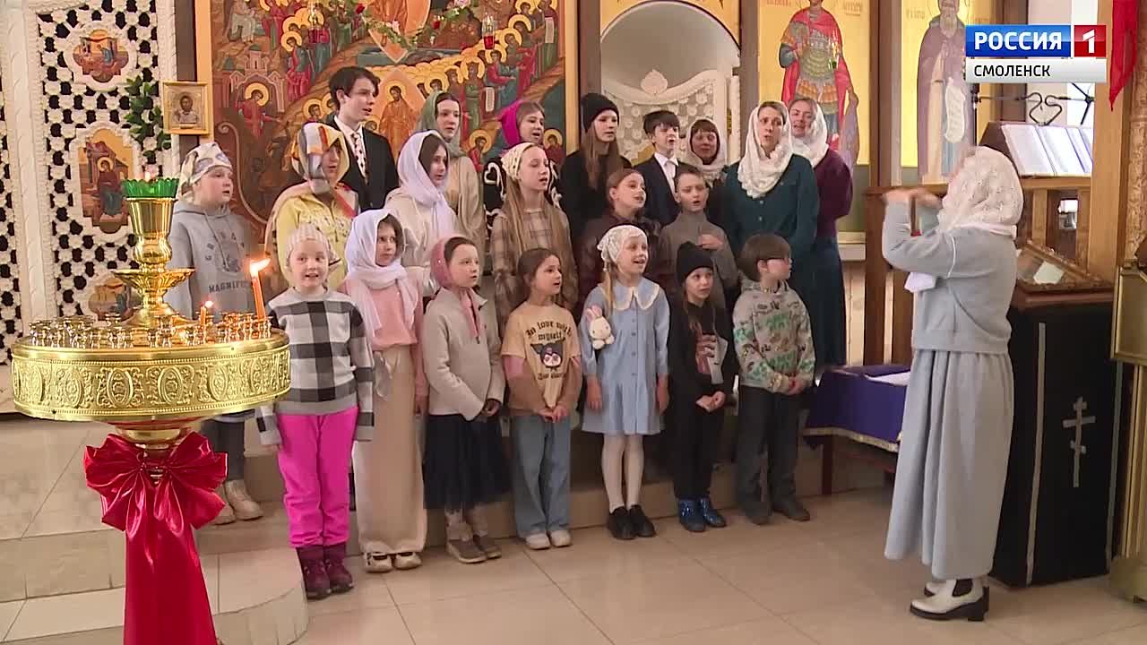 Пасхальный привет от юных прихожан Храма Воскресения Словущего