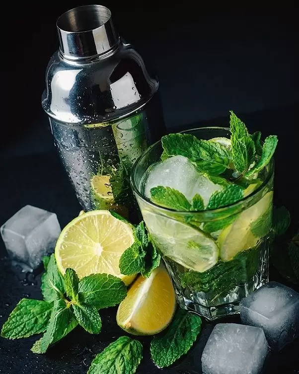 Мохито: искушающий коктейль с кубинскими корнями