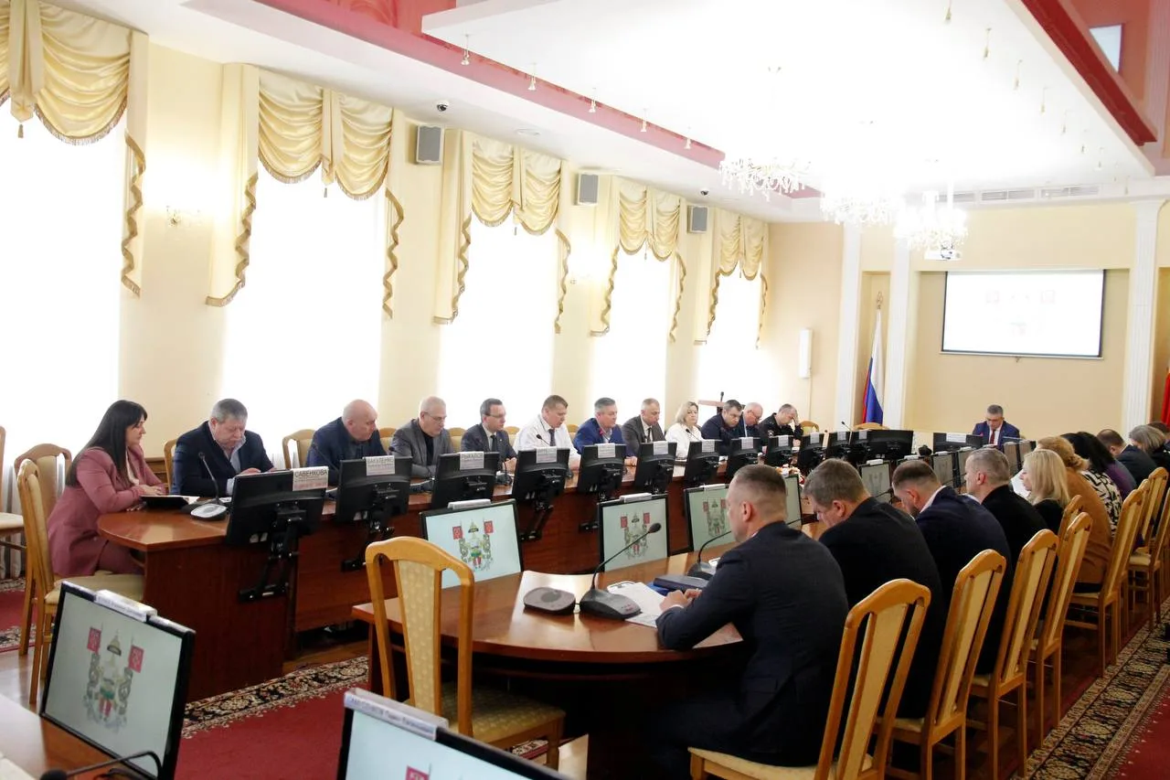 В Смоленске появятся ещё 10 детских площадок В Смоленске появятся ещё 10 детских площадок