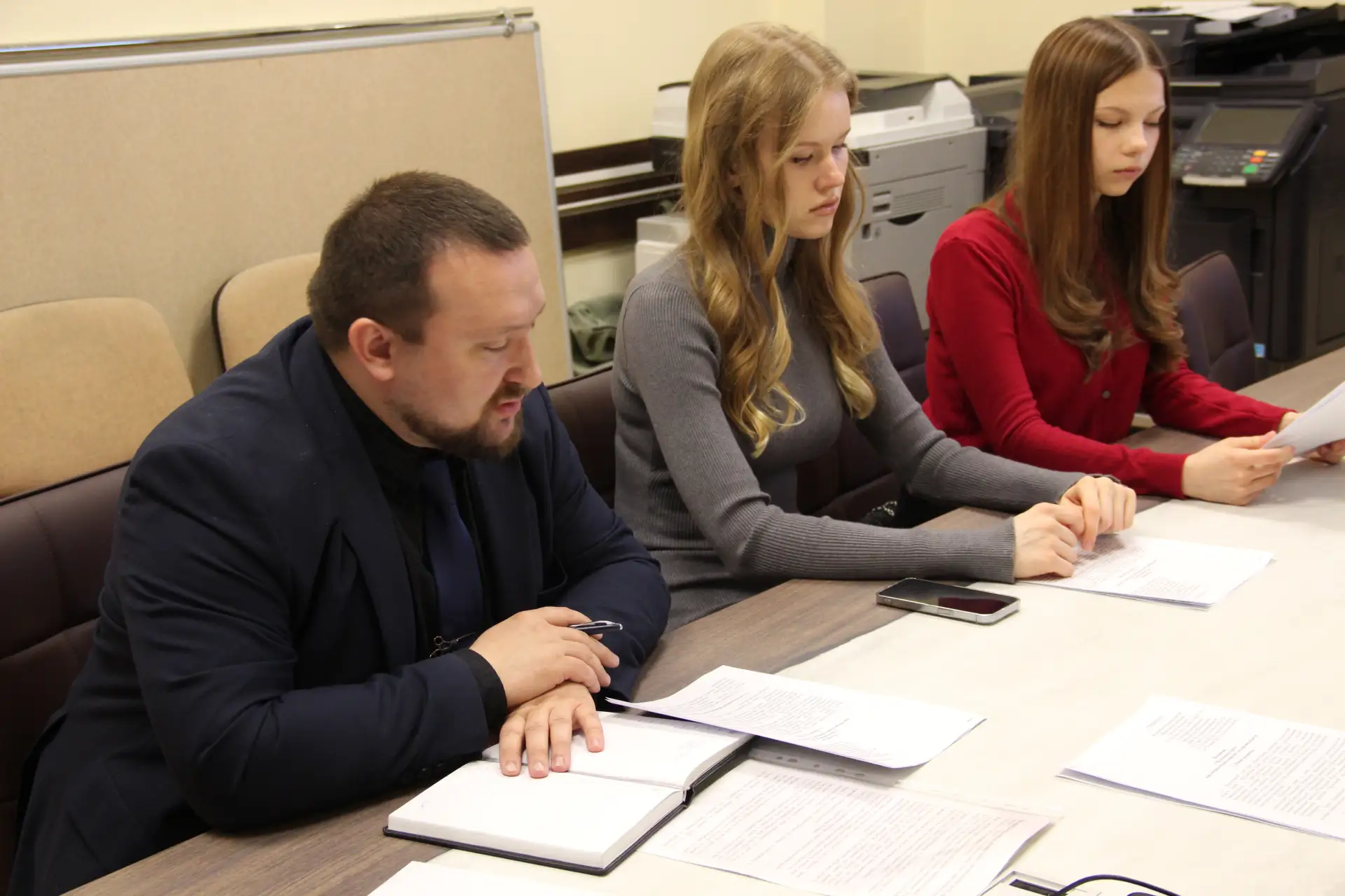 Состоялось первое организационное заседание Молодёжного совета при избирательной комиссии Смоленской области Состоялось первое организационное заседание Молодёжного совета при избирательной комиссии Смоленской области