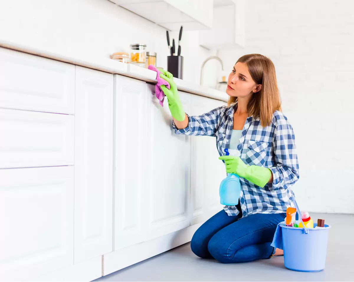 Чистота на кухне: простые способы избавиться от жира без химии