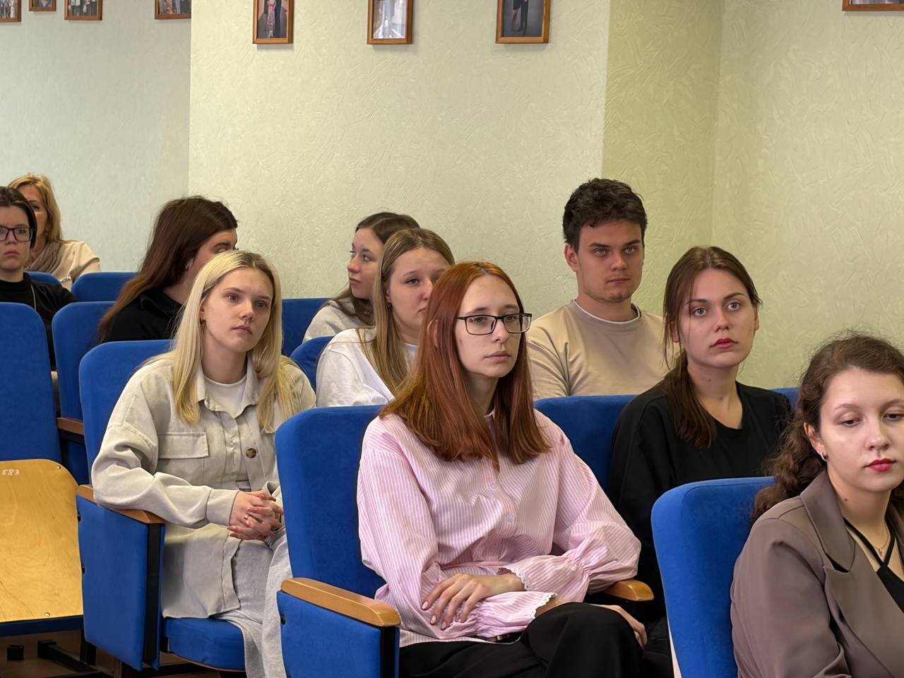 Офицеры следственного управления Следственного комитета России по Смоленской области провели профориентационное мероприятие для студентов Смоленского государственного университета Офицеры следственного управления Следственного комитета России по Смоленской области провели профориентационное мероприятие для студентов Смоленского государственного университета