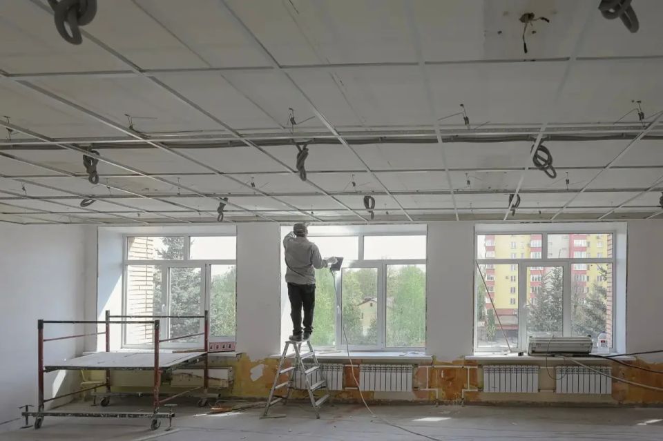 Василий Анохин: Профессиональные учебные заведения Смоленской области становятся современными центрами образования Василий Анохин: Профессиональные учебные заведения Смоленской области становятся современными центрами образования
