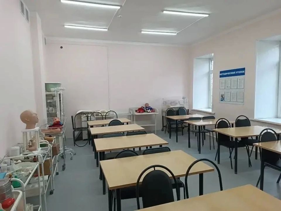 Василий Анохин: Профессиональные учебные заведения Смоленской области становятся современными центрами образования Василий Анохин: Профессиональные учебные заведения Смоленской области становятся современными центрами образования