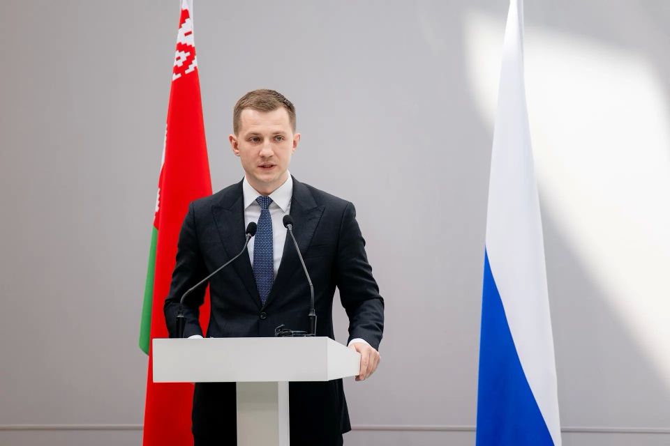 Василий Анохин: Смоленск, Молодежная столица России-2026, стал площадкой проведения Парламентских слушаний Парламентского Собрания Союза России и Беларуси, посвященных развитию молодёжной политики в Союзном государстве Василий Анохин: Смоленск, Молодежная столица России-2026, стал площадкой проведения Парламентских слушаний Парламентского Собрания Союза России и Беларуси, посвященных развитию молодёжной политики в Союзном государстве