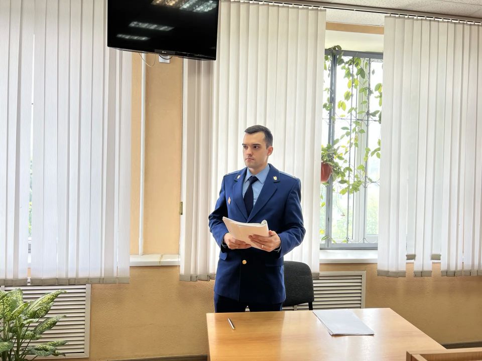 С учетом позиции прокуратуры суд избрал в отношении жительницы Смоленска, обвиняемой в убийстве, меру пресечения в виде заключения под стражу С учетом позиции прокуратуры суд избрал в отношении жительницы Смоленска, обвиняемой в убийстве, меру пресечения в виде заключения под стражу