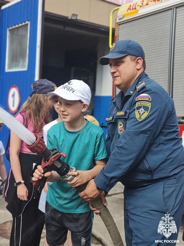 Жаркий сезон летних детских площадок в смоленском музее МЧС России продолжается! Жаркий сезон летних детских площадок в смоленском музее МЧС России продолжается!