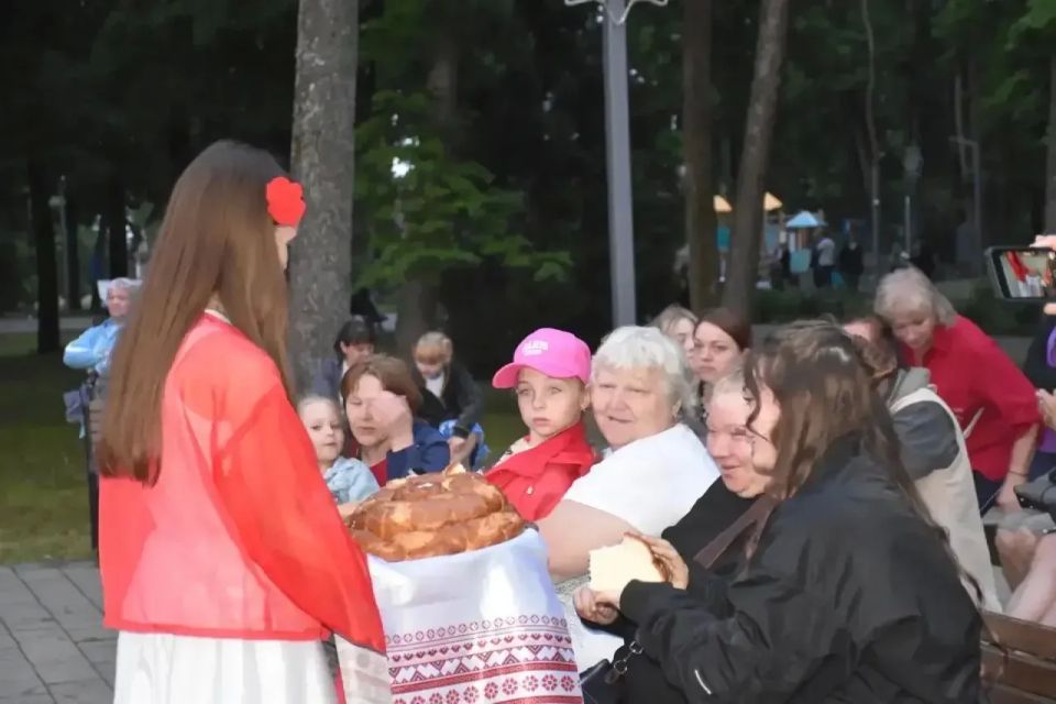 Во всех муниципалитетах Смоленской области отметили День России Во всех муниципалитетах Смоленской области отметили День России