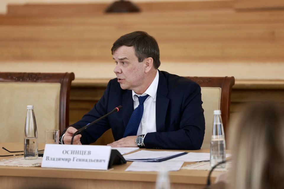 Василий Анохин: Вопросы сохранения объектов культурного наследия и формирование эффективных механизмов их вовлечения в экономический оборот обсуждаем сегодня в Смоленске Василий Анохин: Вопросы сохранения объектов культурного наследия и формирование эффективных механизмов их вовлечения в экономический оборот обсуждаем сегодня в Смоленске