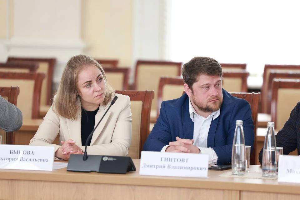 Василий Анохин: Вопросы сохранения объектов культурного наследия и формирование эффективных механизмов их вовлечения в экономический оборот обсуждаем сегодня в Смоленске Василий Анохин: Вопросы сохранения объектов культурного наследия и формирование эффективных механизмов их вовлечения в экономический оборот обсуждаем сегодня в Смоленске