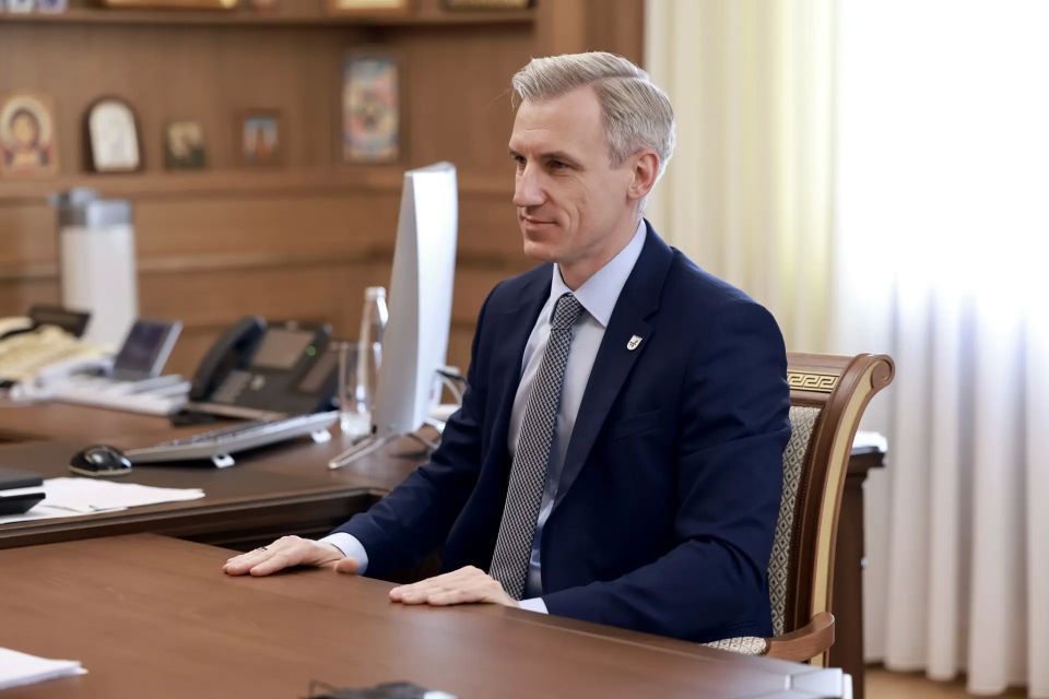 Василий Анохин: Забота о семьях и укрепление института семьи – стратегические задачи государства и безусловный приоритет национального развития Василий Анохин: Забота о семьях и укрепление института семьи – стратегические задачи государства и безусловный приоритет национального развития