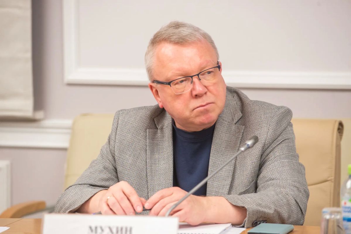 Василий Анохин: Вопросы чистоты и порядка в наших городах и муниципальных образованиях, обращения с твердыми коммунальными отходами обсудили на заседании штаба с главами муниципалитетов и руководителями организаций Василий Анохин: Вопросы чистоты и порядка в наших городах и муниципальных образованиях, обращения с твердыми коммунальными отходами обсудили на заседании штаба с главами муниципалитетов и руководителями организаций