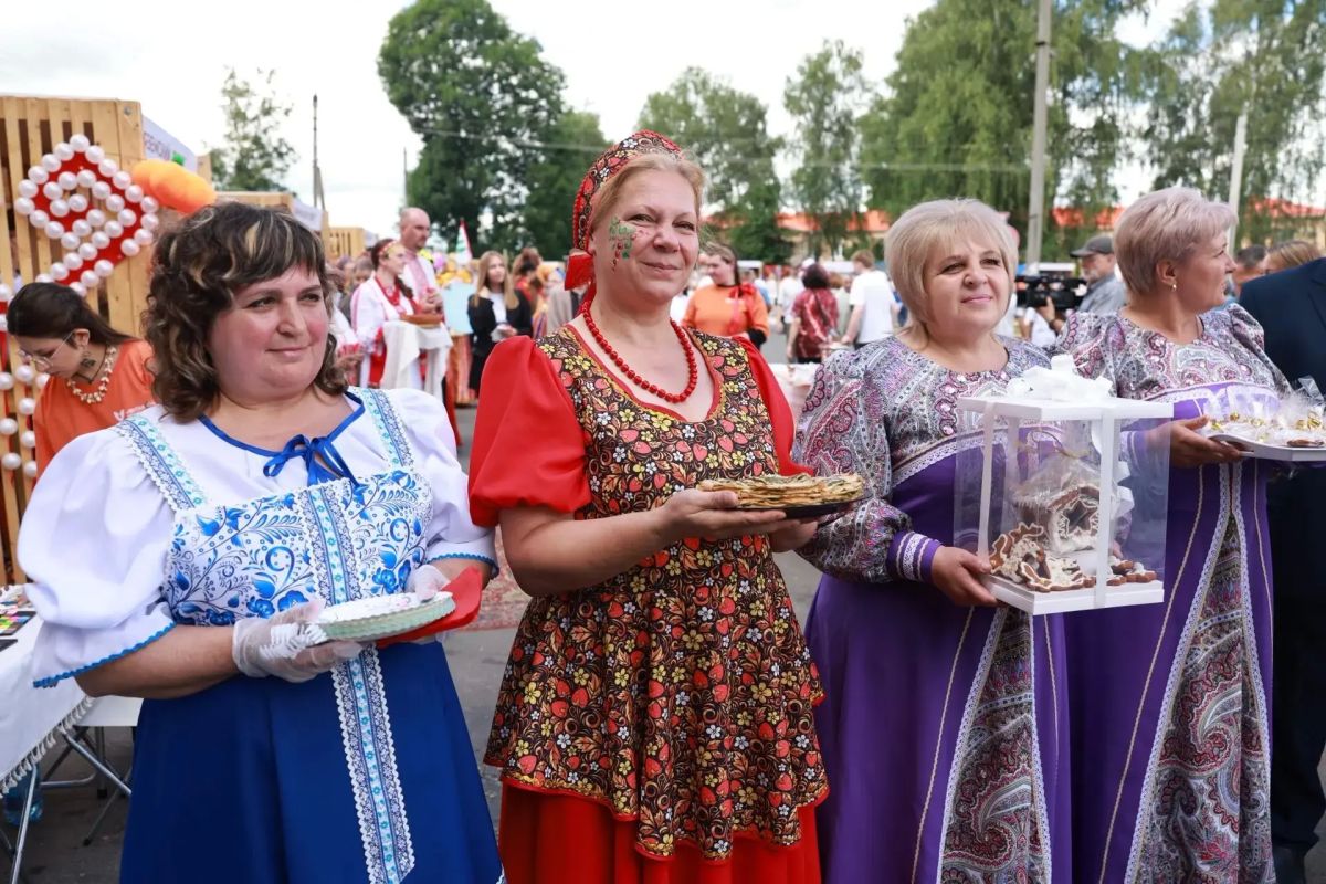 В Смоленской области открылась ярмарка муниципалитетов В Смоленской области открылась ярмарка муниципалитетов