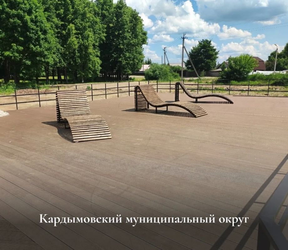 Василий Анохин: В этом году в Смоленской области продолжается масштабное благоустройство общественных и дворовых территорий Василий Анохин: В этом году в Смоленской области продолжается масштабное благоустройство общественных и дворовых территорий