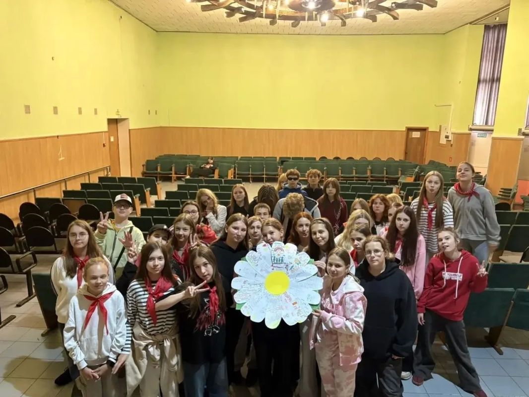 В детских лагерях Смоленской области прошли мероприятия, посвященные Дню семьи, любви и верности В детских лагерях Смоленской области прошли мероприятия, посвященные Дню семьи, любви и верности