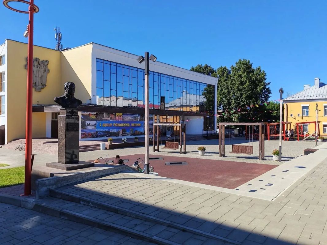 Глава Смоленщины поздравил жителей Велижа с 490-летием города Глава Смоленщины поздравил жителей Велижа с 490-летием города