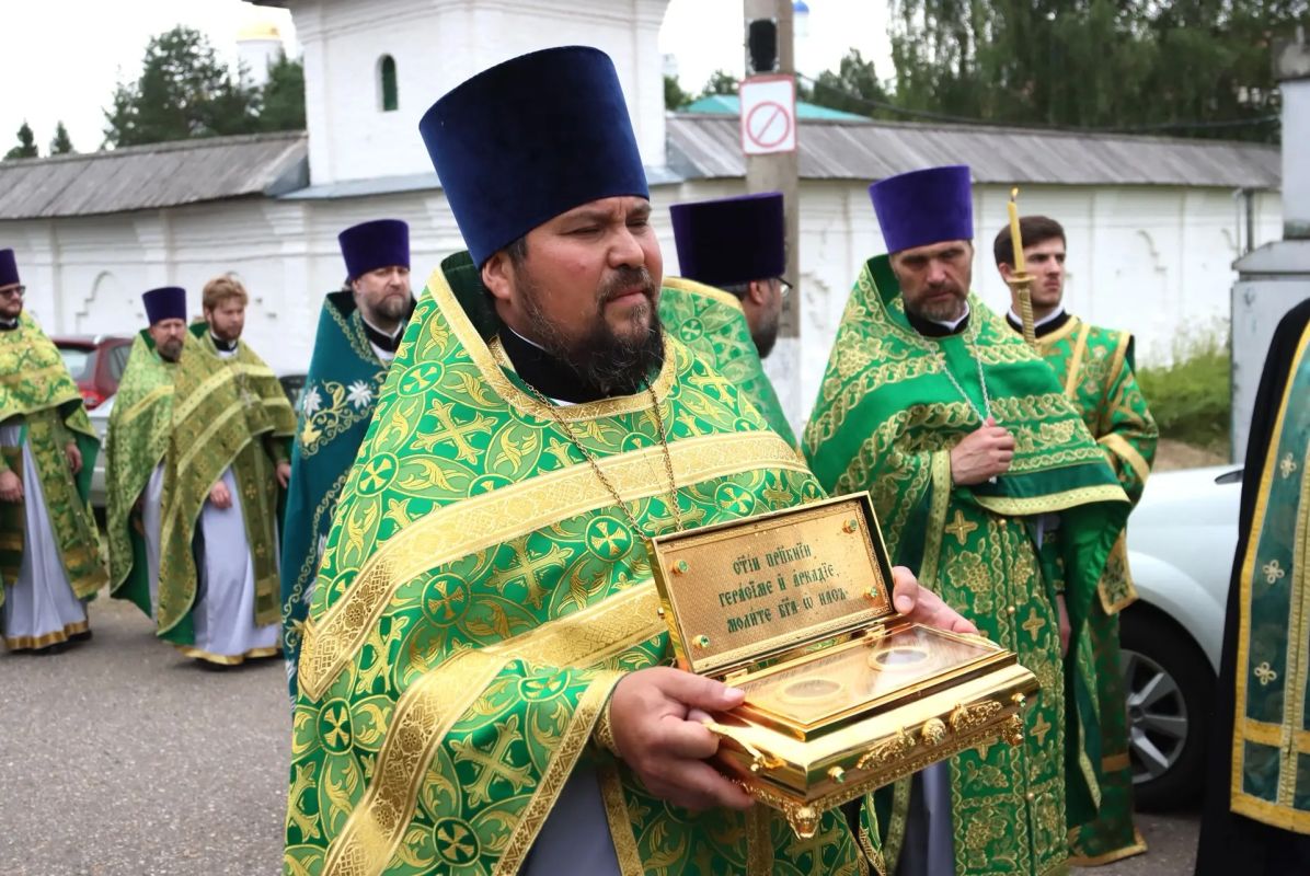 Василий Анохин: 20 июля православные смоляне отмечают праздник обретения мощей преподобного Герасима Болдинского Чудотворца – великого подвижника XVI века, одного из духовных покровителей Смоленской земли Василий Анохин: 20 июля православные смоляне отмечают праздник обретения мощей преподобного Герасима Болдинского Чудотворца – великого подвижника XVI века, одного из духовных покровителей Смоленской земли