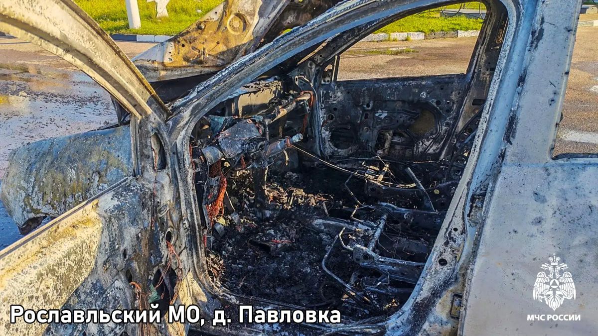 За сутки в двух округах области от огня пострадали две легковушки За сутки в двух округах области от огня пострадали две легковушки