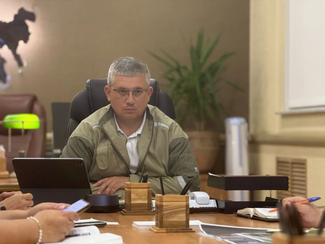 Александр Новиков: По поручению Губернатора Смоленской области Василия Анохина приняли участие в оперативном штабе по ВКС с муниципалитетами региона Александр Новиков: По поручению Губернатора Смоленской области Василия Анохина приняли участие в оперативном штабе по ВКС с муниципалитетами региона