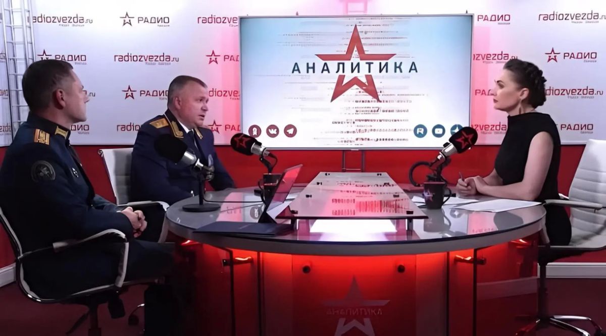 Поздравление руководителя следственного управления Следственного комитета Российской Федерации по Смоленской области Анатолия Юрьевича Уханова с 20-летием со дня начала вещания радиостанции «Звезда» Поздравление руководителя следственного управления Следственного комитета Российской Федерации по Смоленской области Анатолия Юрьевича Уханова с 20-летием со дня начала вещания радиостанции «Звезда»