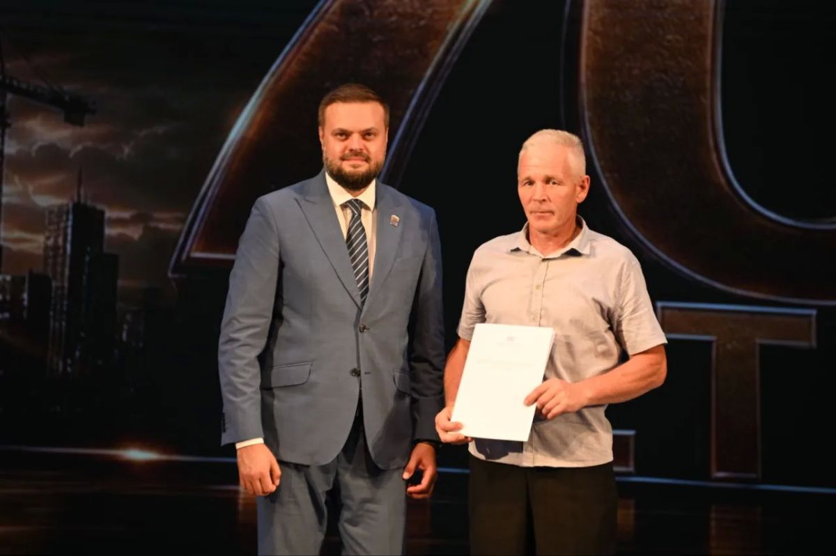 Артём Туров: Смоленщина празднует 70-летие Дня Строителя Артём Туров: Смоленщина празднует 70-летие Дня Строителя