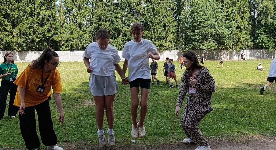 В лагерях Смоленской области прошли мероприятия, посвященные дню физкультурника В лагерях Смоленской области прошли мероприятия, посвященные дню физкультурника