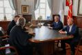 Василий Анохин: В день Смоленской иконы Божией Матери "Одигитрия" совместно с заместителем Председателя Государственной Думы Александром Михайловичем Бабаковым провел встречу с митрополитом Смоленским и Дорогобужским Исидором