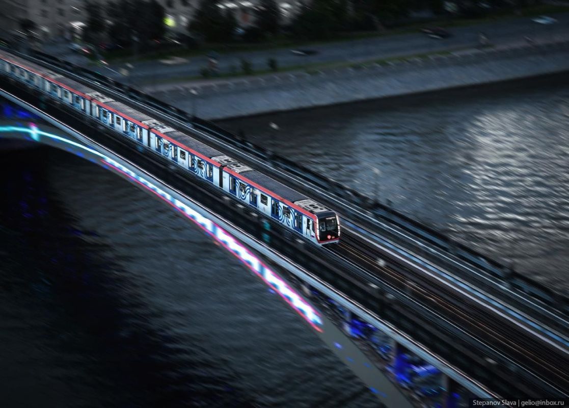 Мост метро Смолленской линии Мост метро Смолленской линии