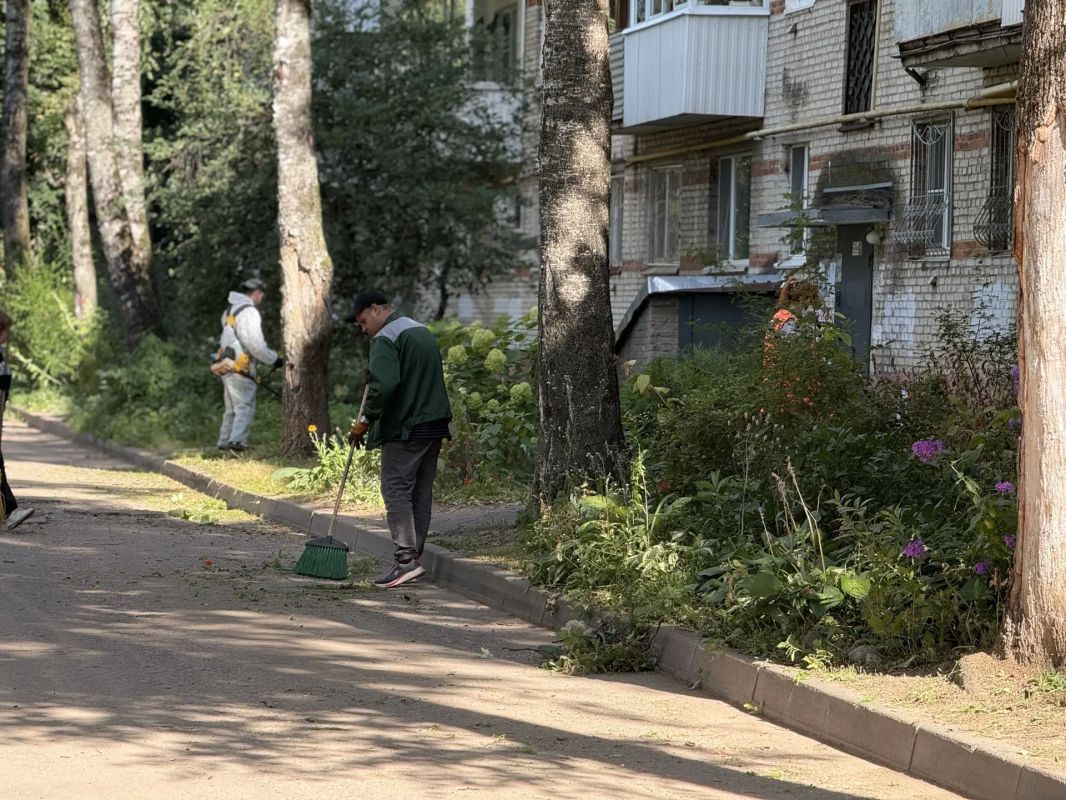 Александр Новиков: Провёл рабочий объезд Промышленного района Александр Новиков: Провёл рабочий объезд Промышленного района