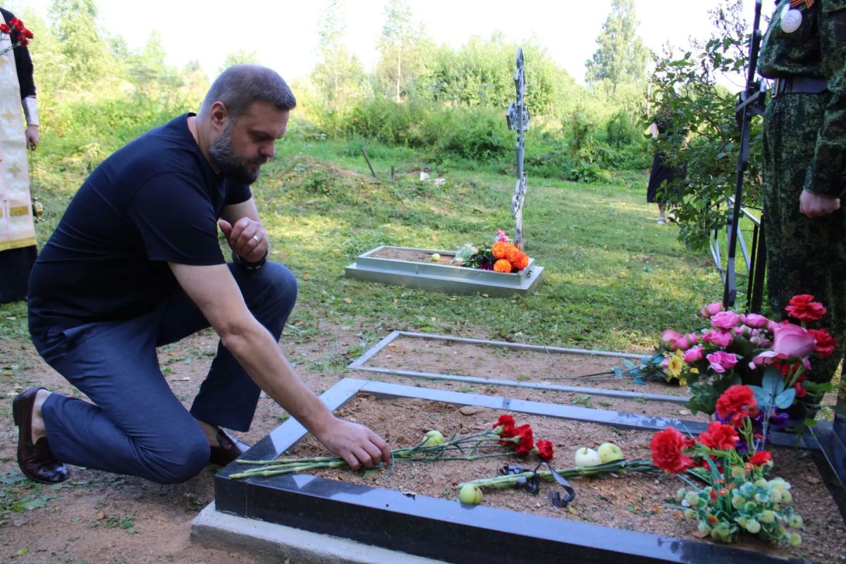 Артём Туров: Рабочая поездка в Духовщинский муниципальный округ Смоленской области Артём Туров: Рабочая поездка в Духовщинский муниципальный округ Смоленской области
