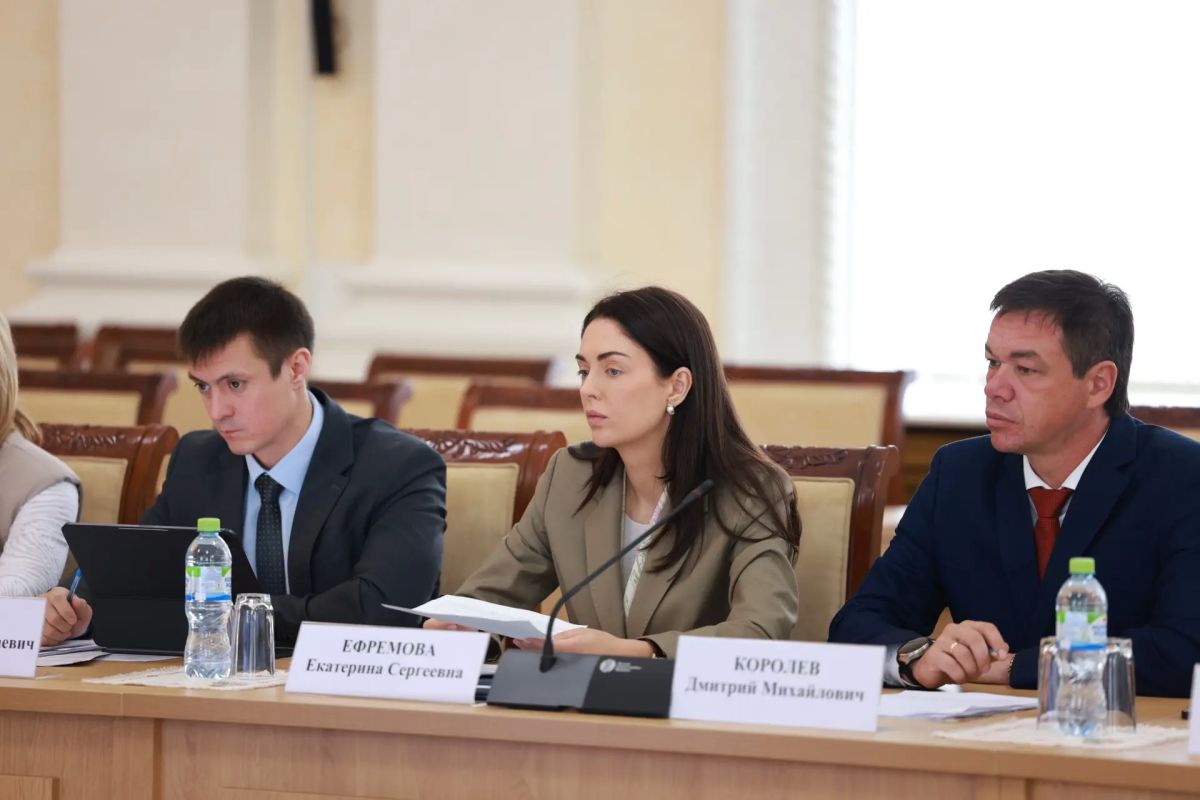 Василий Анохин: В Смоленской области продолжается уборочная кампания Василий Анохин: В Смоленской области продолжается уборочная кампания