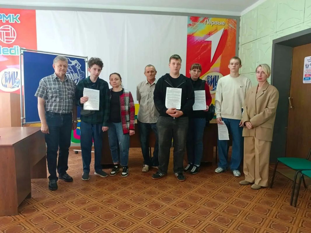 Василий Анохин: Для первокурсников Смоленской области новый учебный год стал временем важного решения – выбора своего профессионального будущего Василий Анохин: Для первокурсников Смоленской области новый учебный год стал временем важного решения – выбора своего профессионального будущего