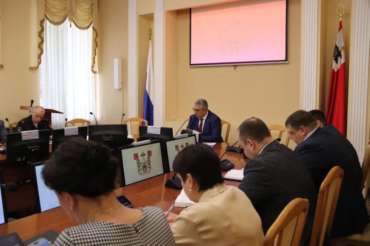 Александр Новиков: На общегородской планерке главными вопросами текущей повестки остаются благоустройство, работа коммунальных служб и территориальных управлений Александр Новиков: На общегородской планерке главными вопросами текущей повестки остаются благоустройство, работа коммунальных служб и территориальных управлений