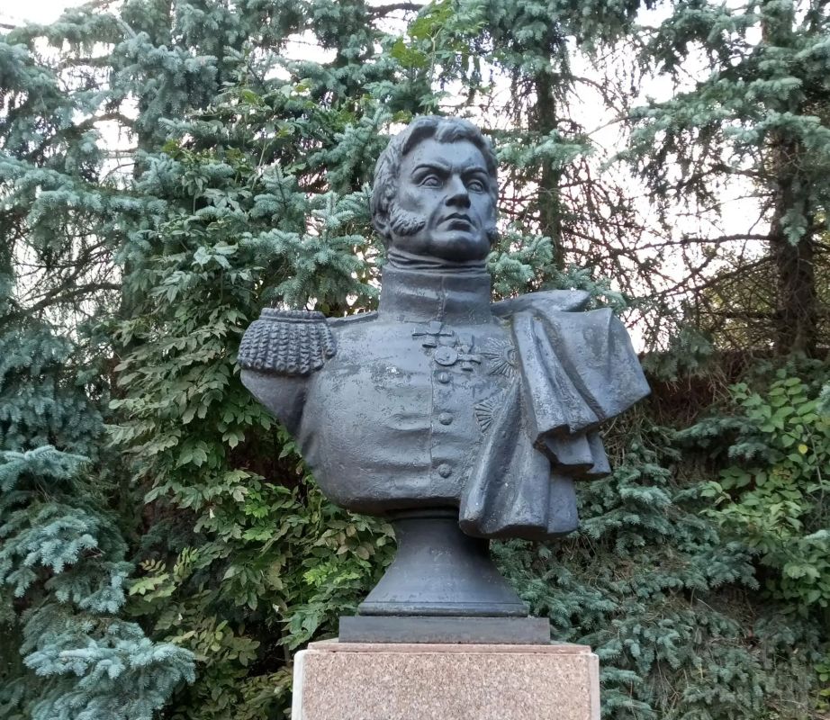 Сегодня, 14 сентября, отмечается 255 лет со дня рождения Николая Николаевича Раевского (1771 — 1829 гг.), русского полководца, генерала от кавалерии, героя Отечественной войны 1812 года
