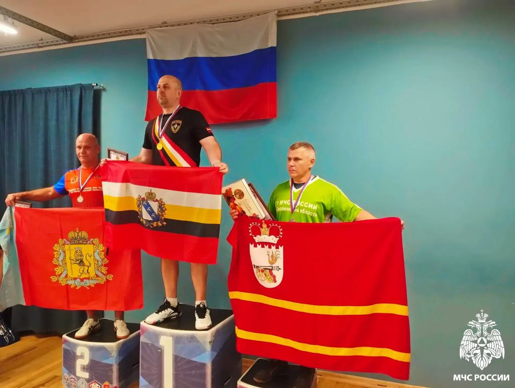 Сила не только на службе!. В Туле с успехом завершились соревнования по настольному теннису среди команд МЧС России Центрального федерального округа Сила не только на службе!. В Туле с успехом завершились соревнования по настольному теннису среди команд МЧС России Центрального федерального округа