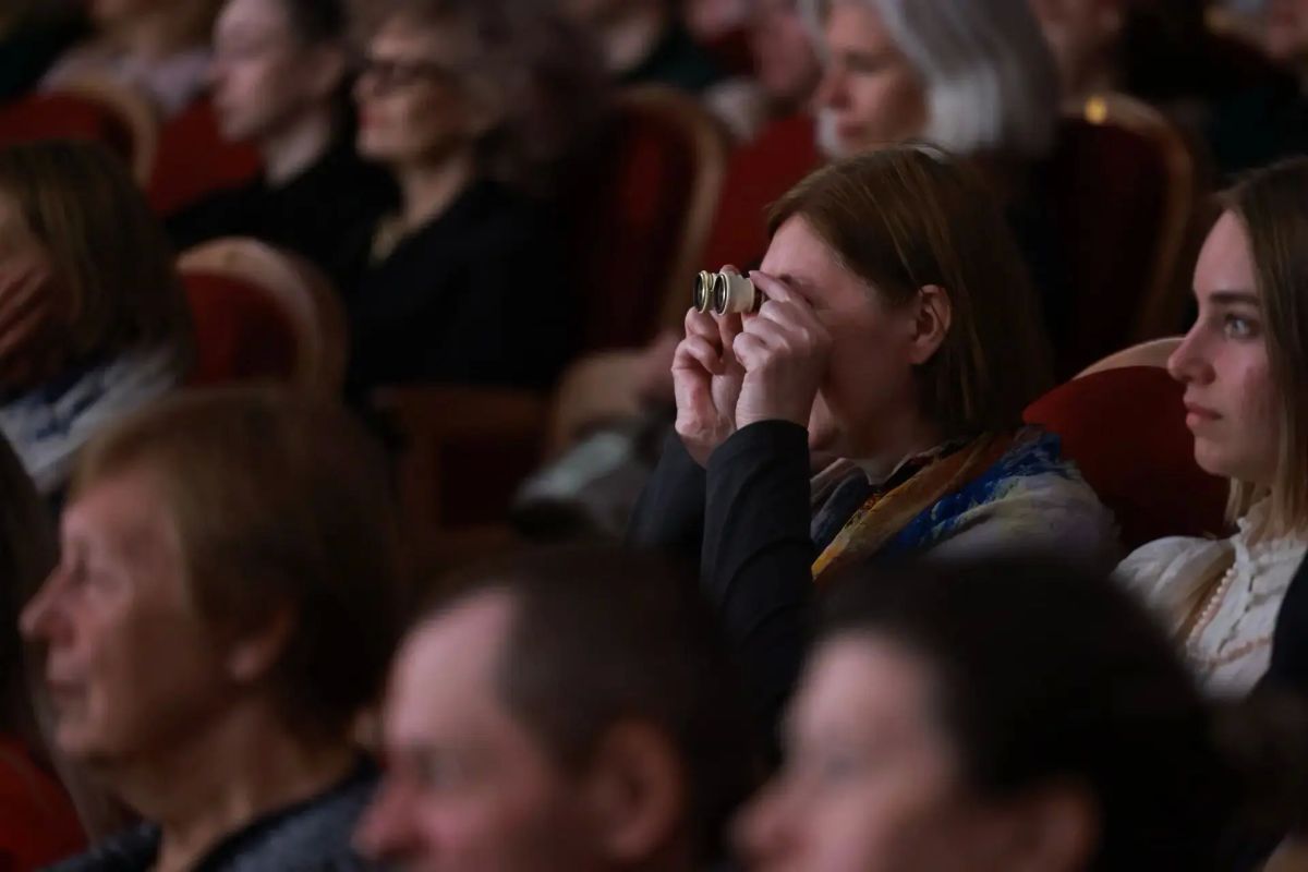 Юбилейный "Смоленский ковчег" открылся спектаклем "Женитьба" Малого театра Юбилейный "Смоленский ковчег" открылся спектаклем "Женитьба" Малого театра